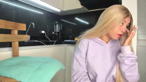 Snapshot of april_sex_vip chatting on October 15, 2025, 7:30 am Aphril Daniels  Otis online show from October 15, 2025, 7:30 am