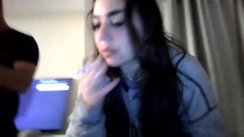 Snapshot of aprilanna chatting on March 4, 2025, 4:27 am AnnaApril420 online show from March 4, 2025, 4:27 am