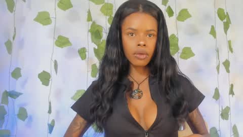 Snapshot of aprillebony chatting on January 21, 2025, 5:51 pm APRIL online show from January 21, 2025, 5:51 pm