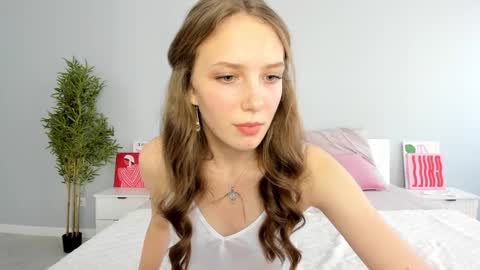 Snapshot of ar_ya18 chatting on October 2, 2025, 9:16 am Lina online show from October 2, 2025, 9:16 am