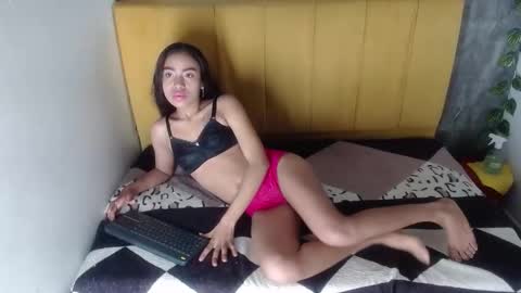 arelysalvarezcm online show from September 28, 2025, 12:32 pm