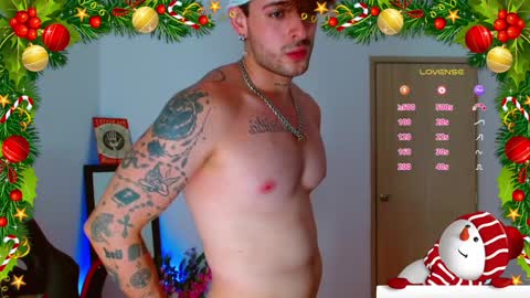 Snapshot of ares_blue chatting on December 24, 2024, 2:12 pm ares blue online show from December 24, 2024, 2:12 pm