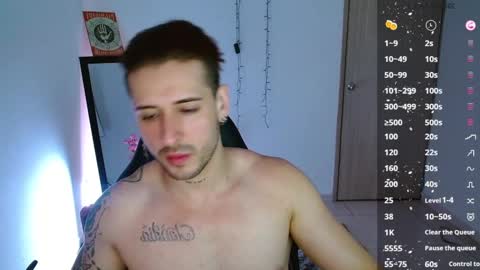 Snapshot of ares_blue chatting on January 23, 2025, 11:04 am ares blue online show from January 23, 2025, 11:04 am