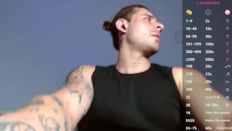 Snapshot of ares_blue chatting on March 11, 2025, 11:12 am ares blue online show from March 11, 2025, 11:12 am