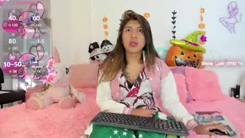 Snapshot of ariana_fernandes chatting on October 12, 2025, 12:15 pm  Ariana     CANCER  online show from October 12, 2025, 12:15 pm