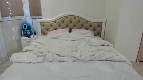 Snapshot of arianightx chatting on December 29, 2024, 8:48 pm arianightx online show from December 29, 2024, 8:48 pm