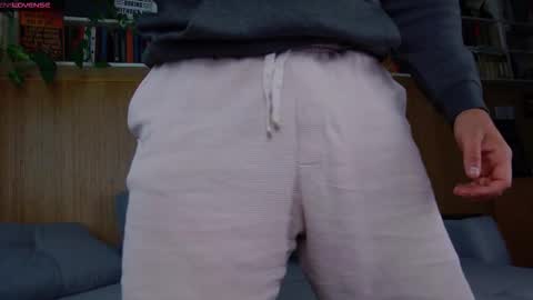 Snapshot of arilass chatting on September 26, 2025, 7:01 am A n g e l f r o m H e l l online show from September 26, 2025, 7:01 am