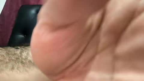 Snapshot of ariusni chatting on November 10, 2025, 5:28 am ariusni online show from November 10, 2025, 5:28 am