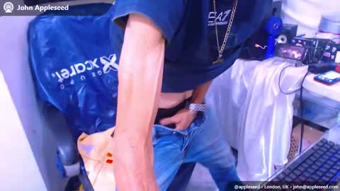 armaduradeacero online show from September 30, 2025, 4:50 am