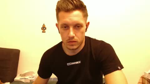 Snapshot of arromwilliam90 chatting on January 17, 2025, 5:53 am arromwilliam90 online show from January 17, 2025, 5:53 am