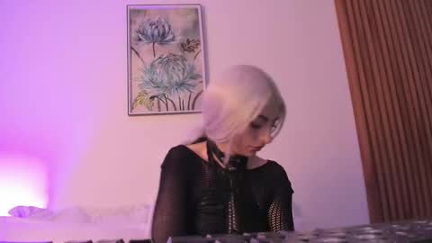 Asami Yaeko              online show from October 10, 2025, 2:05 pm