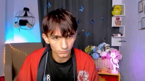 ash_raven_ online show from September 24, 2025, 7:06 pm