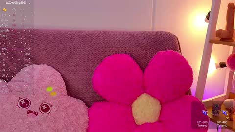 Snapshot of ashalisha chatting on December 16, 2024, 2:49 pm Asha online show from December 16, 2024, 2:49 pm