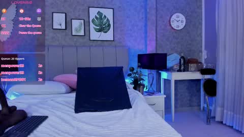 Snapshot of ashley_bruche chatting on February 22, 2025, 3:25 pm Ashleyy online show from February 22, 2025, 3:25 pm