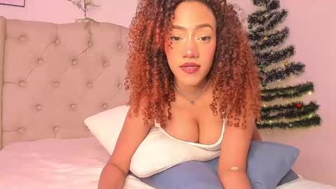 Snapshot of ashly_z chatting on December 16, 2024, 10:24 pm Ashly  online show from December 16, 2024, 10:24 pm