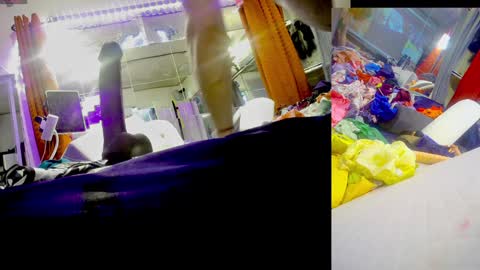 Snapshot of ashmomo chatting on December 11, 2024, 7:14 pm ashmomo online show from December 11, 2024, 7:14 pm