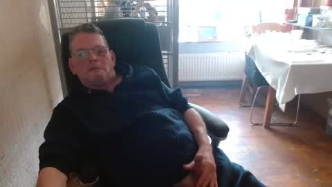 Snapshot of ashwin1964 chatting on November 13, 2025, 12:26 pm Ashwin online show from November 13, 2025, 12:26 pm