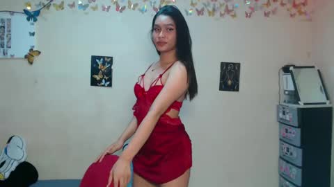 Snapshot of asian_glamm chatting on January 11, 2025, 11:02 pm ANITA online show from January 11, 2025, 11:02 pm