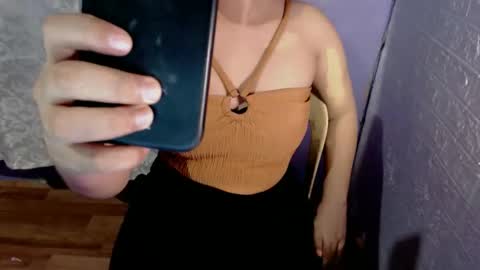 asiancumxmodel online show from October 21, 2025, 4:08 pm