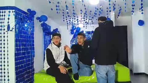 Snapshot of asmodeus7100 chatting on December 30, 2024, 12:11 am THOMAS AND DAMIAND online show from December 30, 2024, 12:11 am