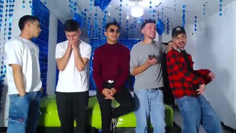 Snapshot of asmodeus7100 chatting on February 20, 2025, 1:14 am THOMAS AND DAMIAND online show from February 20, 2025, 1:14 am