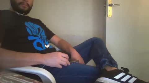 Snapshot of astro_boy_01 chatting on December 24, 2024, 10:28 pm astro_boy_01 online show from December 24, 2024, 10:28 pm