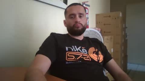 Snapshot of astro_boy_01 chatting on January 2, 2025, 8:57 pm astro_boy_01 online show from January 2, 2025, 8:57 pm