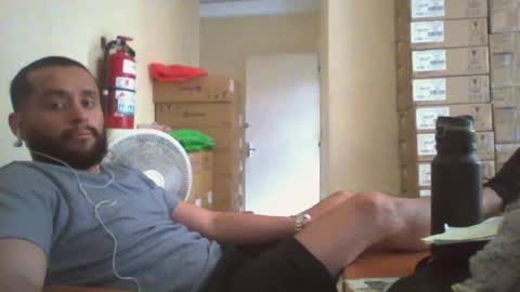 Snapshot of astro_boy_01 chatting on September 9, 2025, 8:52 pm astro_boy_01 online show from September 9, 2025, 8:52 pm