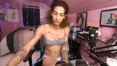 Snapshot of athena_the_godess chatting on January 30, 2025, 2:49 am xoxo G0DD3SS xoxox online show from January 30, 2025, 2:49 am