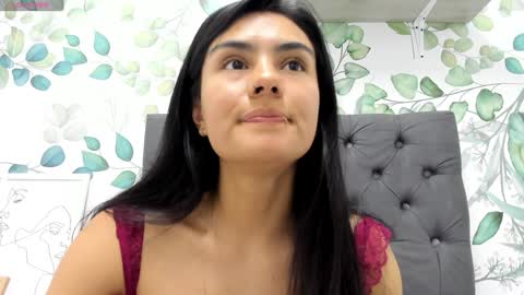 Snapshot of atilana_diaz chatting on February 3, 2025, 7:10 pm Atilana Diaz online show from February 3, 2025, 7:10 pm