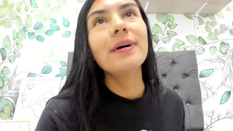 Snapshot of atilana_diaz chatting on October 14, 2025, 4:08 pm Atilana Diaz online show from October 14, 2025, 4:08 pm