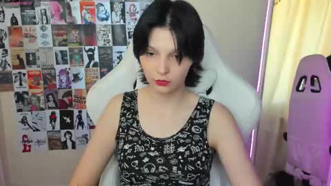 Snapshot of audreyykim chatting on September 19, 2025, 8:38 am Audrey online show from September 19, 2025, 8:38 am