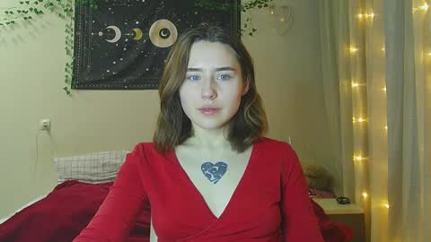 Snapshot of aurora_worker chatting on January 2, 2025, 1:08 pm Aurora online show from January 2, 2025, 1:08 pm