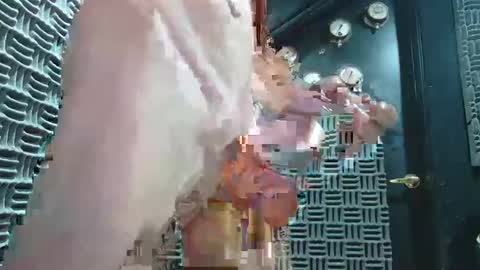 Snapshot of aussieraz chatting on December 1, 2024, 6:41 pm aussieraz online show from December 1, 2024, 6:41 pm