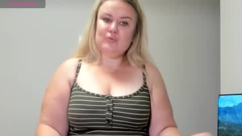 ava_bae online show from September 20, 2025, 12:06 pm