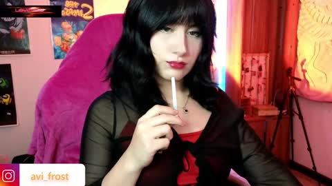 Snapshot of avi_frost chatting on January 12, 2025, 7:00 am Saraaaa independent model 3 online show from January 12, 2025, 7:00 am