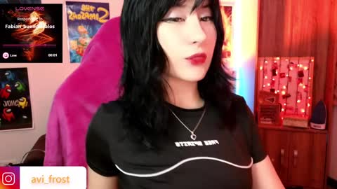 Snapshot of avi_frost chatting on January 14, 2025, 6:13 am Saraaaa independent model 3 online show from January 14, 2025, 6:13 am