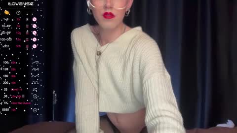 Snapshot of avril_pearly_ chatting on December 15, 2024, 8:25 pm avril_pearly_ online show from December 15, 2024, 8:25 pm