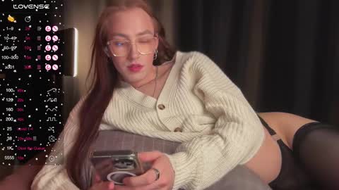 Snapshot of avril_pearly_ chatting on March 9, 2025, 11:25 pm avril_pearly_ online show from March 9, 2025, 11:25 pm