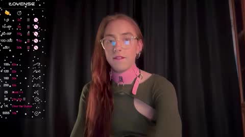 Snapshot of avril_pearly_ chatting on September 19, 2025, 10:38 am avril_pearly_ online show from September 19, 2025, 10:38 am