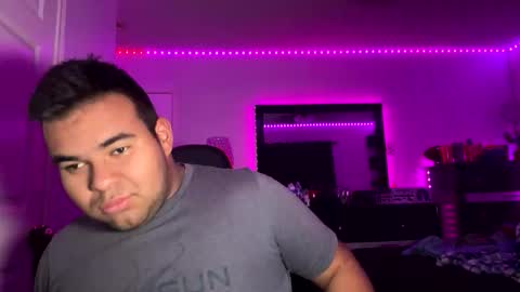 Snapshot of axelfigueroa2 chatting on November 15, 2025, 5:49 am axelfigueroa2 online show from November 15, 2025, 5:49 am