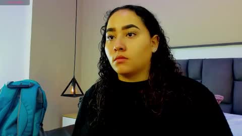 Snapshot of ayla_martinez chatting on September 14, 2025, 2:00 am Ayla online show from September 14, 2025, 2:00 am