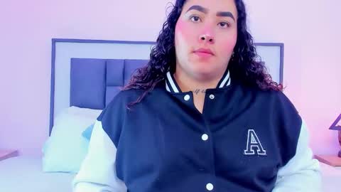 Snapshot of ayla_martinez chatting on October 20, 2025, 2:12 am Ayla online show from October 20, 2025, 2:12 am