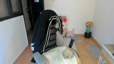 Snapshot of aylaislem chatting on February 23, 2025, 10:20 pm SandyMODELINDEPENDIENT online show from February 23, 2025, 10:20 pm