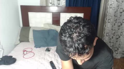 Snapshot of aziel_pantoja chatting on October 14, 2025, 1:17 am Aziel Pantoja online show from October 14, 2025, 1:17 am