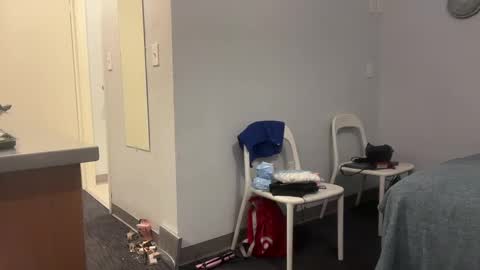 Snapshot of aziz_1000x chatting on February 12, 2025, 6:19 pm aziz_1000x online show from February 12, 2025, 6:19 pm