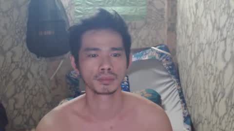 Snapshot of azn_philip chatting on December 16, 2024, 8:52 am Philip online show from December 16, 2024, 8:52 am