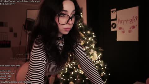 your fuckdoll  sub girl  MORE ME  online show from December 14, 2024, 7:25 pm