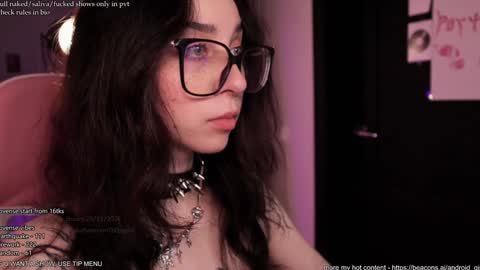 your fuckdoll  sub girl  MORE ME  online show from December 29, 2024, 8:37 pm