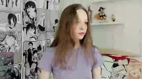 Snapshot of b4by_emilia chatting on February 10, 2025, 7:47 am b4by_emilia online show from February 10, 2025, 7:47 am